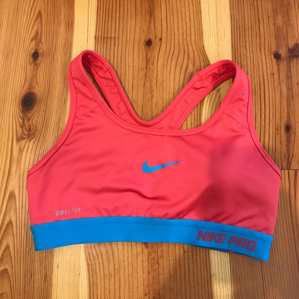 Nike Pro sports bra with padding XS